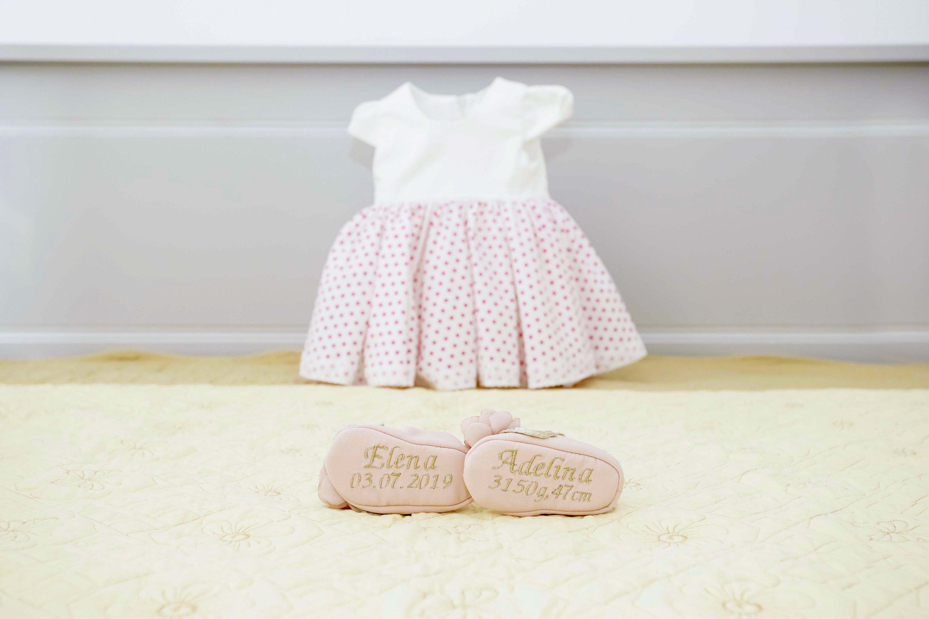 incaltaminte copil pentru botez, rochie copil botez, fotografie botez